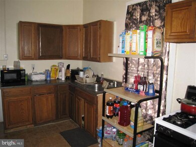 653 W Princess St, York, PA 17401 - photo 3