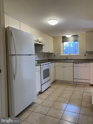 100 Winding Way unit A22, Downingtown, PA 19335 - photo 2