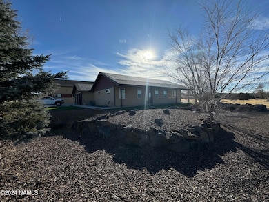 5197 Wade Ln, Flagstaff, AZ 86004 - photo 7