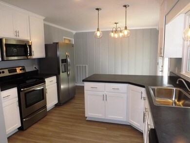 509 Johnson St, Manchester, TN 37355 - photo 7