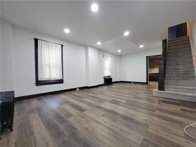 76 W Ettwein St, Bethlehem, PA 18018 - photo 4