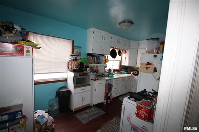 1803 Bridge Ave, Davenport, IA 52803 - photo 5