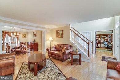 811 Waverly Rd, Kennett Square, PA 19348 - photo 3