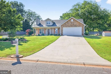 933 Justin Dr, Winder, GA 30680 - photo 2