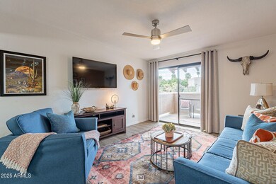 MAIN LIVING_VIEW II