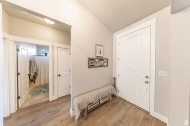 1153 W 1875 S, Syracuse, UT 84075 - photo 5