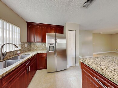14075 Langley Place, Davie, FL 33325 - photo 6
