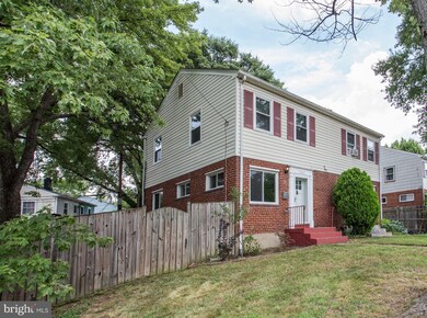 2220 Dartmouth Dr, Alexandria, VA 22307 - photo 2