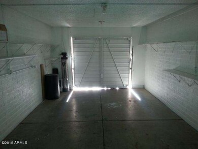 Garage 1