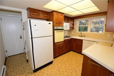 3129 Elm Dr, Allentown, PA 18103 - photo 7