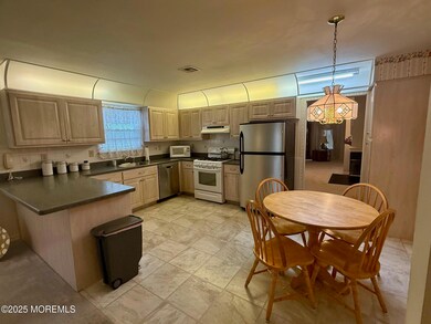 4 Cancun St, Toms River, NJ 08757 - photo 5