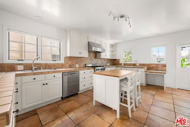 Owners unit main level - kitch