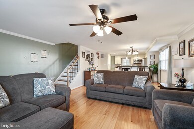 912 Grovehill Rd, Halethorpe, MD 21227 - photo 5