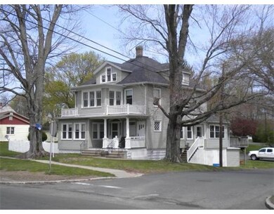 63 Northampton St, Easthampton, MA 01027 - photo 2