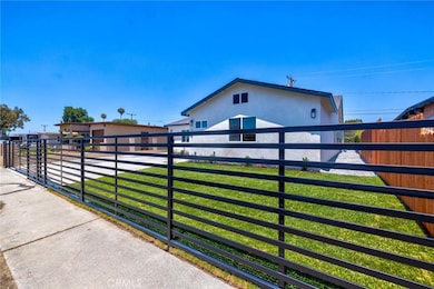1601 1603 W 165th St, Compton, CA 90220 - photo 6