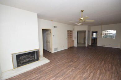 LIVING ROOM/DINING AREA