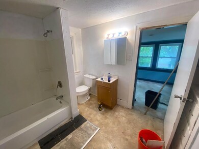 127 N Burgess Ave, Columbus, OH 43204 - photo 6