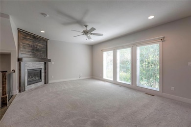 1305 NE Goshen Dr, Lee's Summit, MO 64064 - photo 6