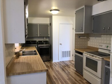 69964 Sunnyfield Rd, Sturgis, MI 49091 - photo 7