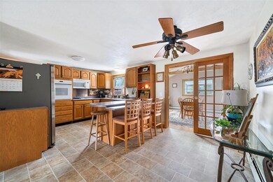 16 Raven St, Nashua, NH 03060 - photo 4