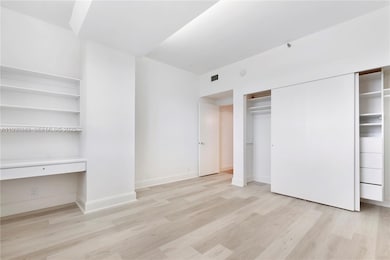 The Emerald Bay unit 841, Key Biscayne, FL 33149 - photo 3