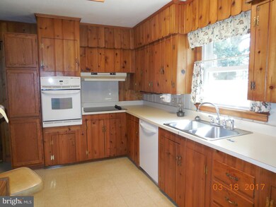 149 Dungadin Rd, Front Royal, VA 22630 - photo 7