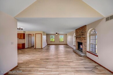2242 Hill Rd, Effort, PA 18330 - photo 7
