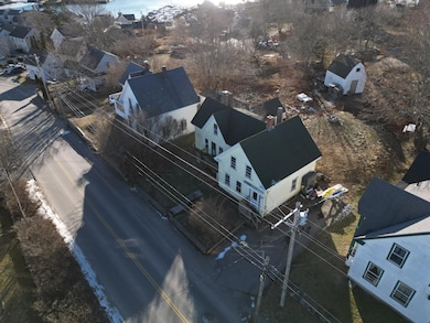 32 High St, Vinalhaven, ME 04863 - photo 3