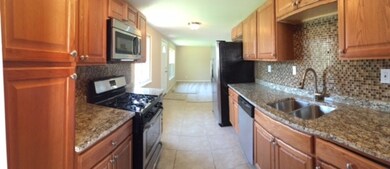 1430 Kings Rd, Carpentersville, IL 60110 - photo 3