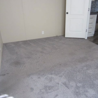 6500 Saint Andrews Dr, Evansville, IN 47715 - photo 5