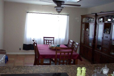11137 E Cholla 2 002