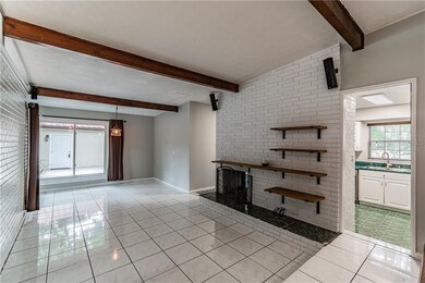 641 Roberts Dr, Tampa, FL 33619 - photo 6