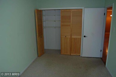 9982 Hemlock Woods Ln, Burke, VA 22015 - photo 7