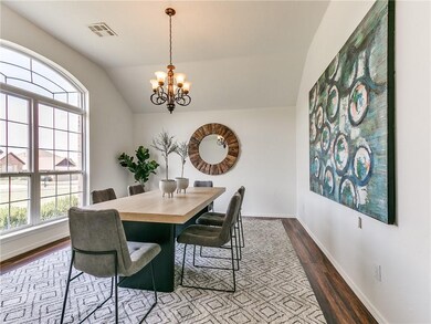 2517 SE 10th St, Moore, OK 73160 - photo 4