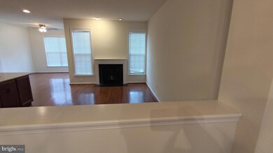 42708 Ogilvie Square, Ashburn, VA 20148 - photo 6