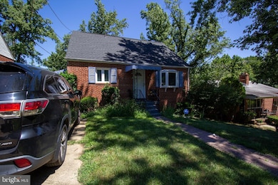 3904 Hemlock Place, Temple Hills, MD 20748 - photo 2