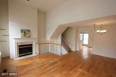 2404 Garnett Dr, Alexandria, VA 22311 - photo 5