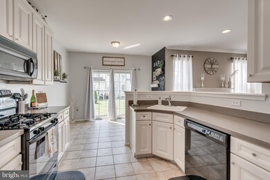 112 Beacon Dr, Woodbury, NJ 08096 - photo 5