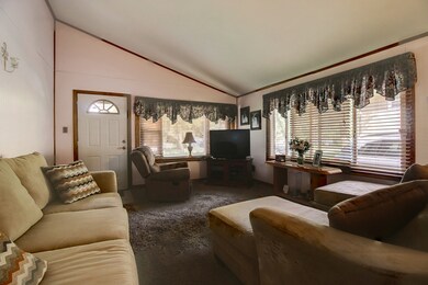 1027 Tacoma St, Carpentersville, IL 60110 - photo 4