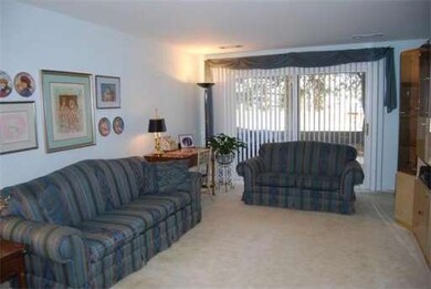 916A Windsor Dr unit 916A, Framingham, MA 01701 - photo 4