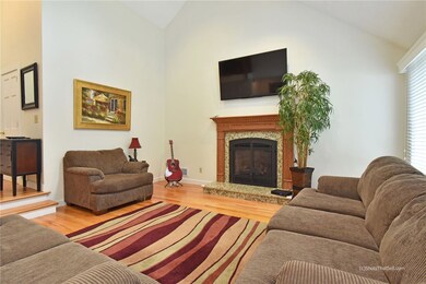 709 Division Rd, East Greenwich, RI 02818 - photo 5
