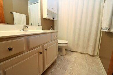 530 Clover Dr, Algonquin, IL 60102 - photo 7