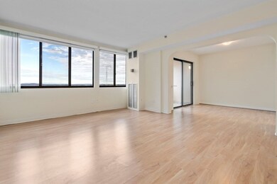 250 Hammond Pond Pkwy unit 1406N, Chestnut Hill, MA 02467 - photo 5