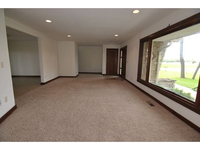 1330 Sunrise Rd, Oregon, WI 53575 - photo 2