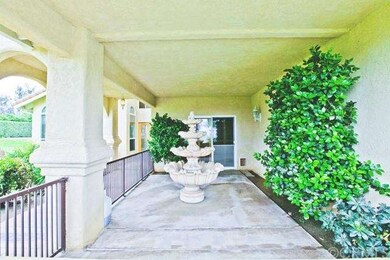 Front Porch area with Fountain off downstairs 5th 
