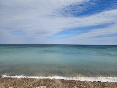 11 Leon St, Marshfield, MA 02050 - photo 2