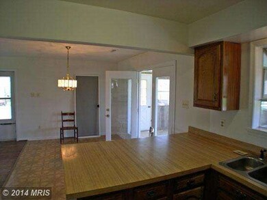 2886 Ridgeley Rd, Woodstock, VA 22664 - photo 3