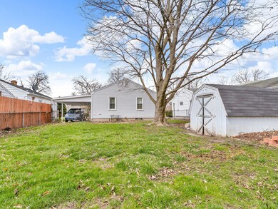 4-web-or-mls-2707 Forest Ave Lansing 4