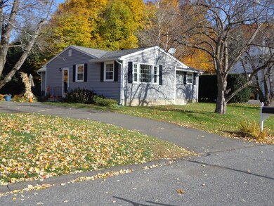 15 Steven Dr, Holyoke, MA 01040 - photo 2