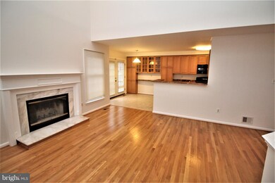 2 Bloomingdale Ct, Rockville, MD 20852 - photo 6